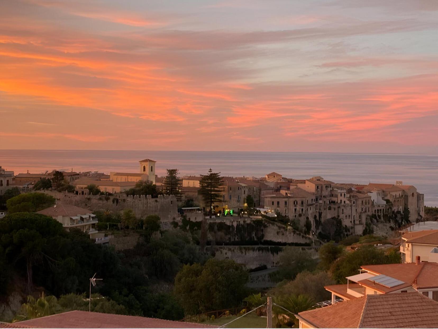 Serenita Tropea Buitenkant foto