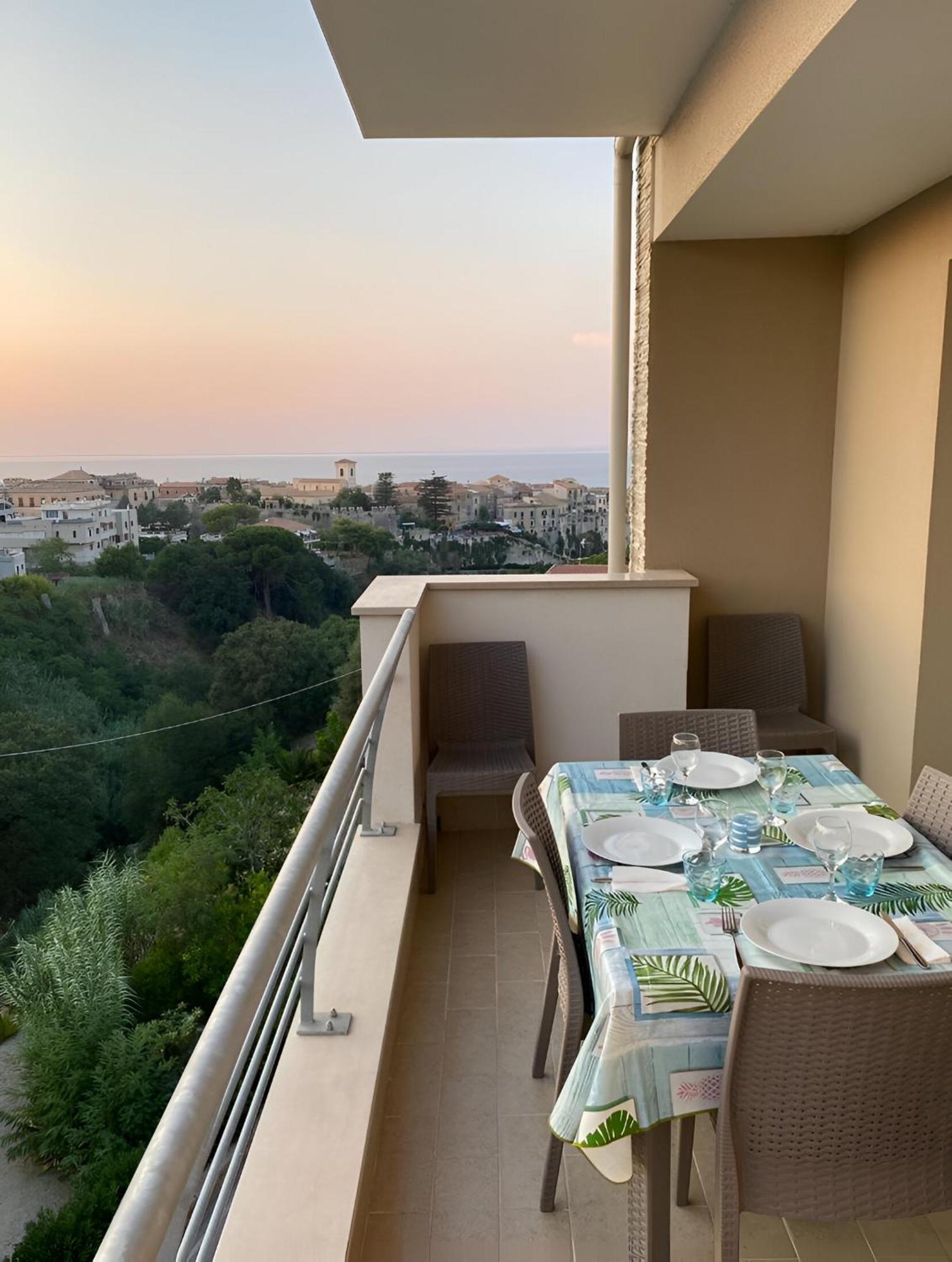 Serenita Tropea Buitenkant foto
